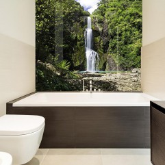 Kitekite Falls, Bathroom Glass, Lucy G 595 x 526