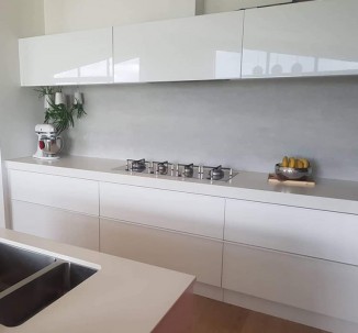 Laminam 50291 The Glass Guys 326 x 303